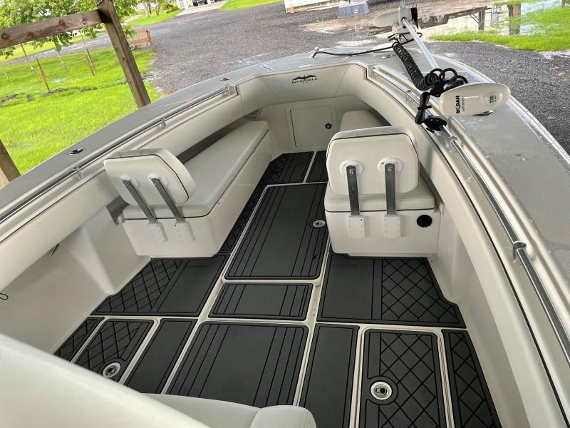 2019 Invincible 33 Center Console