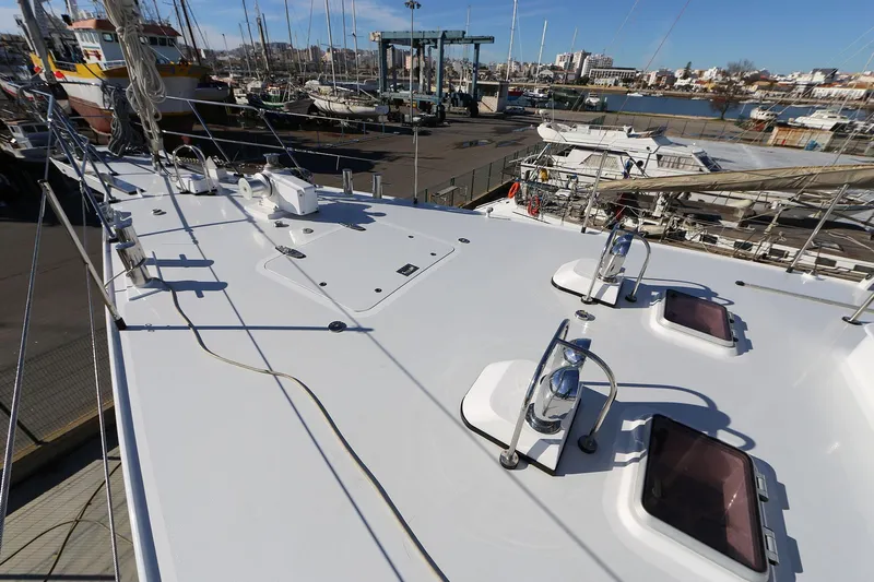 Hide N Sea Yacht Photos Pics Foredeck