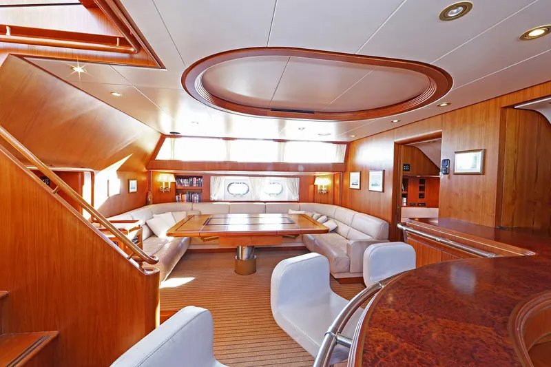 Hide N Sea Yacht Photos Pics Saloon Stb side