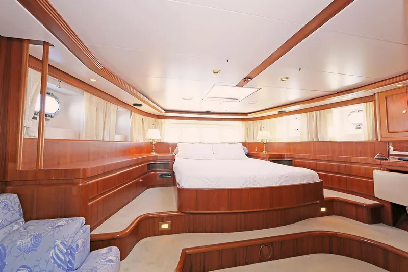 Hide N Sea Yacht Photos Pics Master stateroom