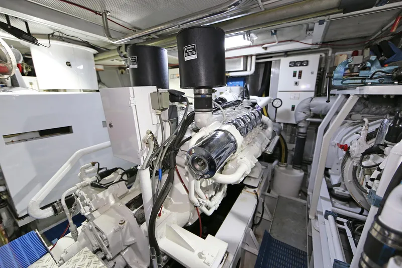 Hide N Sea Yacht Photos Pics Engine room