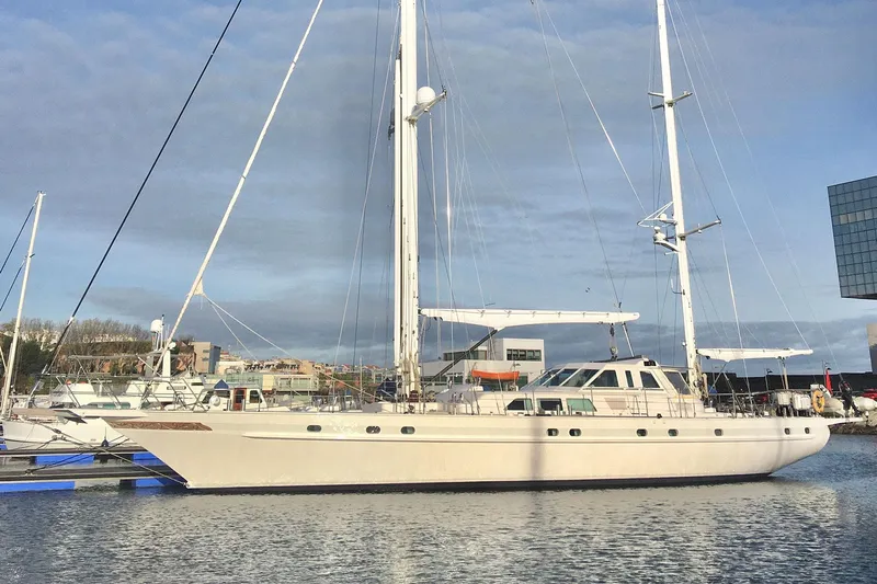 Hide N Sea Yacht Photos Pics Jongert 25DS HIDE N SEA for sale