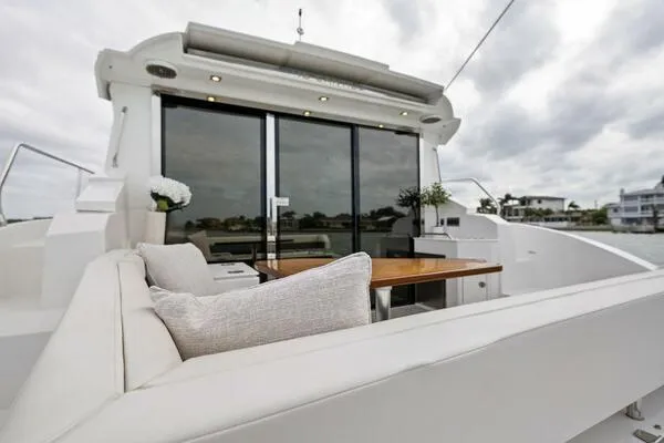 Sweet Caroline Yacht Photos Pics Cockpit