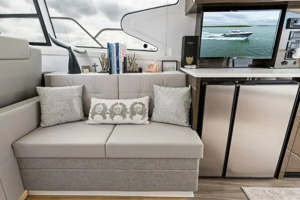 Sweet Caroline Yacht Photos Pics Aft Seating