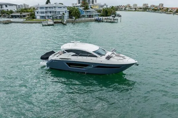 Sweet Caroline Yacht Photos Pics Profile