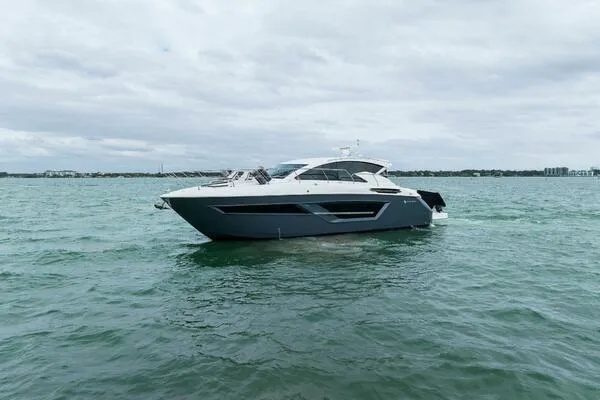 Sweet Caroline Yacht Photos Pics Profile