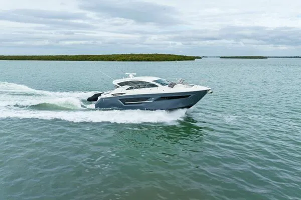 Sweet Caroline Yacht Photos Pics Profile