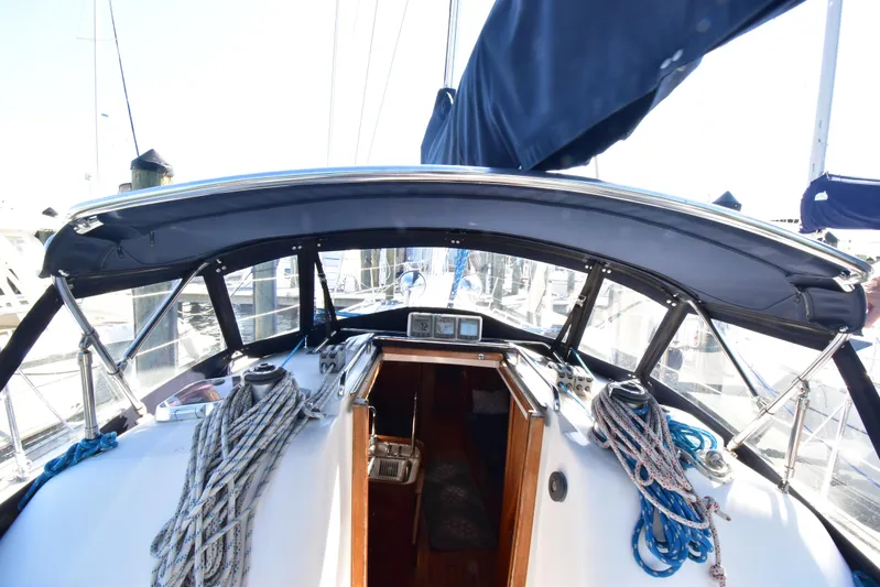 Zia Yacht Photos Pics 