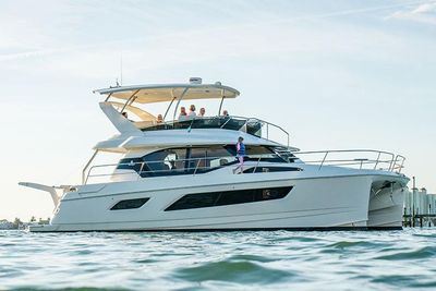 2024 Aquila 44 Yacht