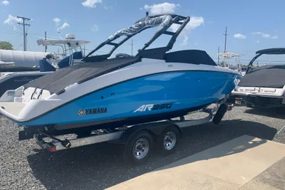 Yamaha Boats AR250