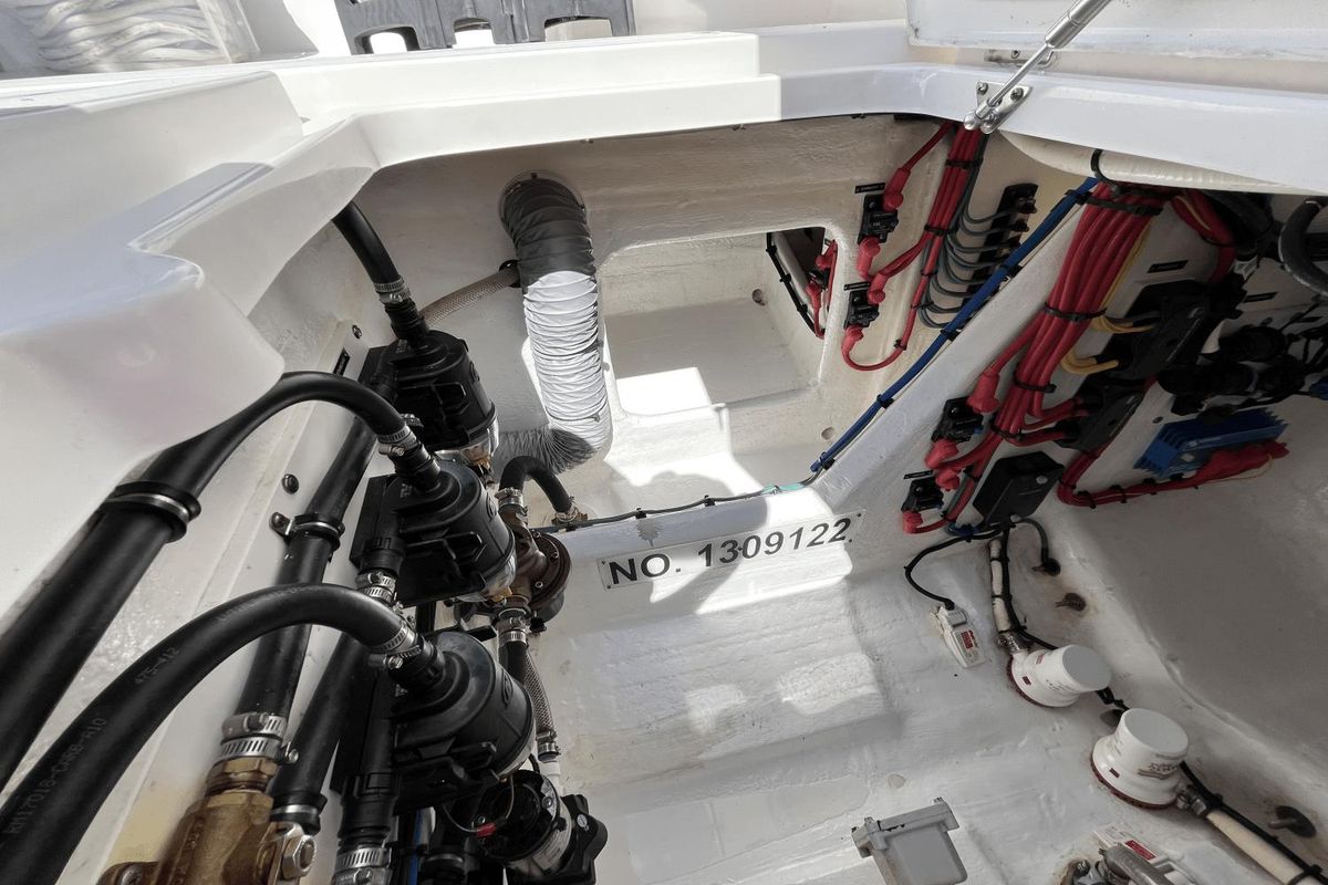 2021 Intrepid 43 