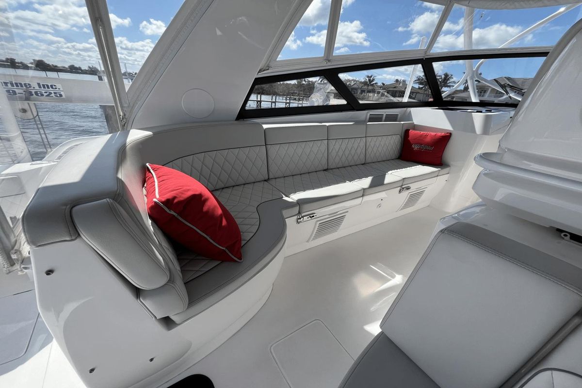 2021 Intrepid 43 