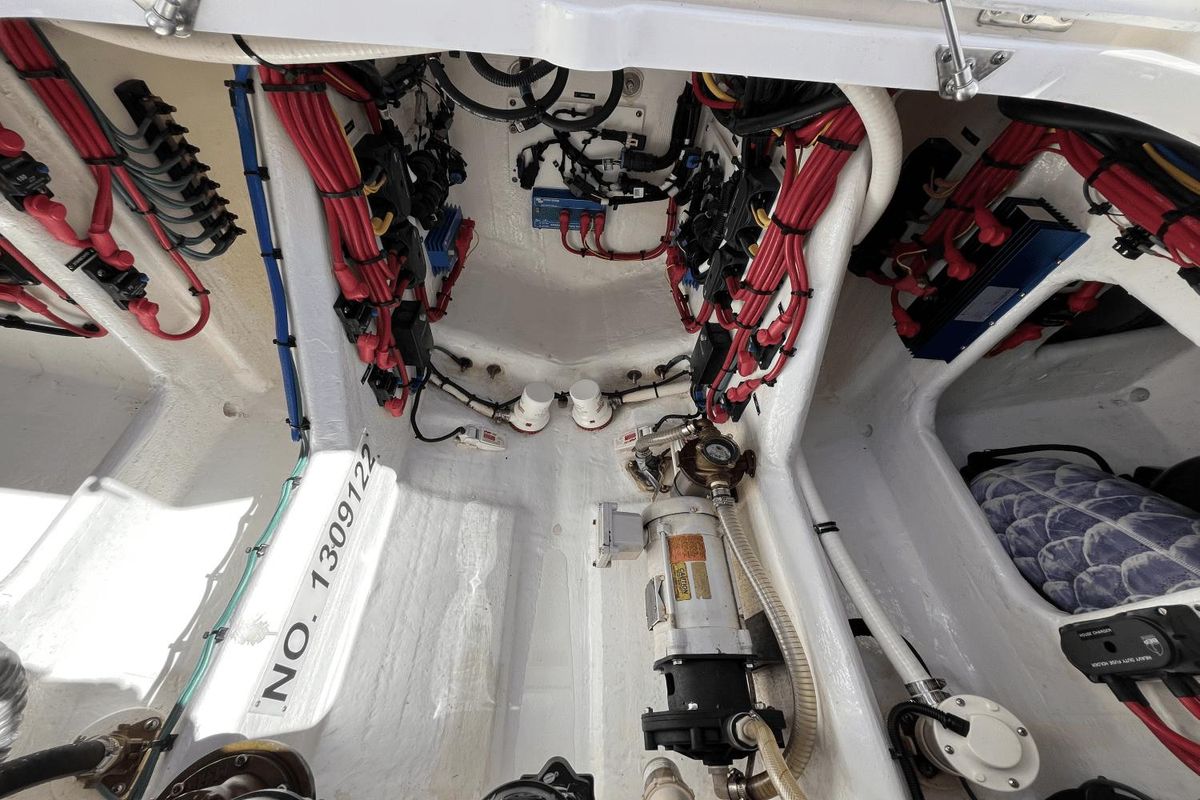 2021 Intrepid 43 