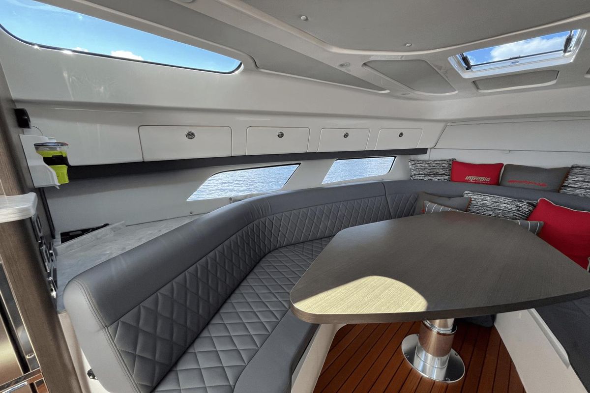 2021 Intrepid 43 