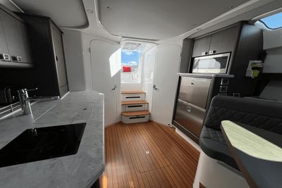 Yacht