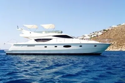 Ferretti Yachts 550