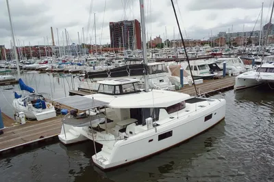 Lagoon 42