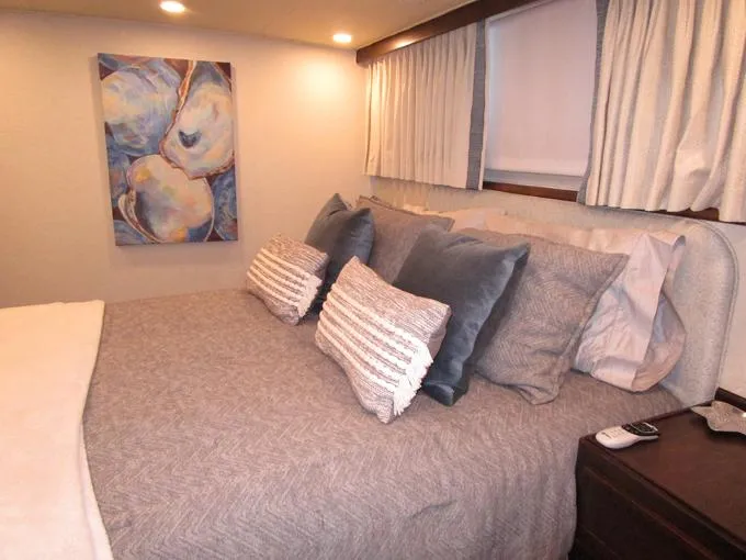 Shepsl X Yacht Photos Pics Portside VIP Looking Aft