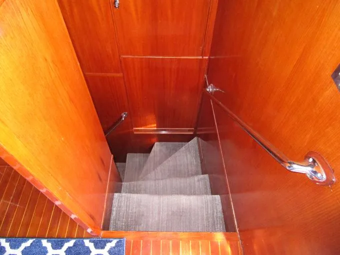Shepsl X Yacht Photos Pics Pilothouse Steps to Crew Area