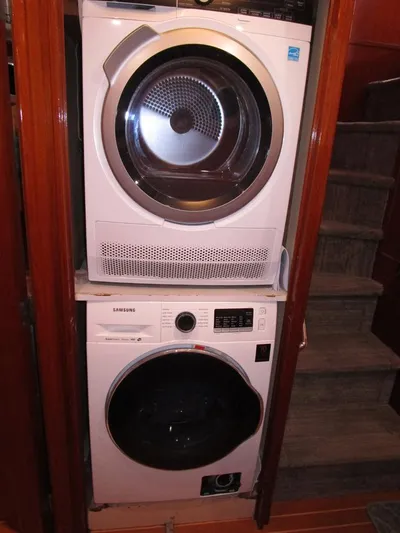 Shepsl X Yacht Photos Pics Crew Area Laundry