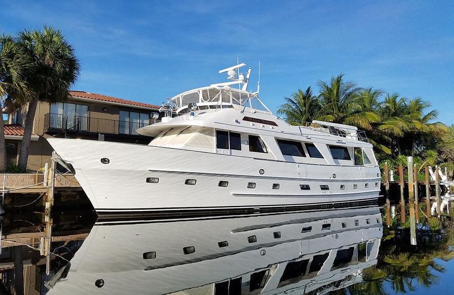 1988 Sea Ranger 65 Motor Yacht