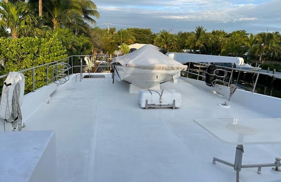 1988 Sea Ranger 65 Motor Yacht