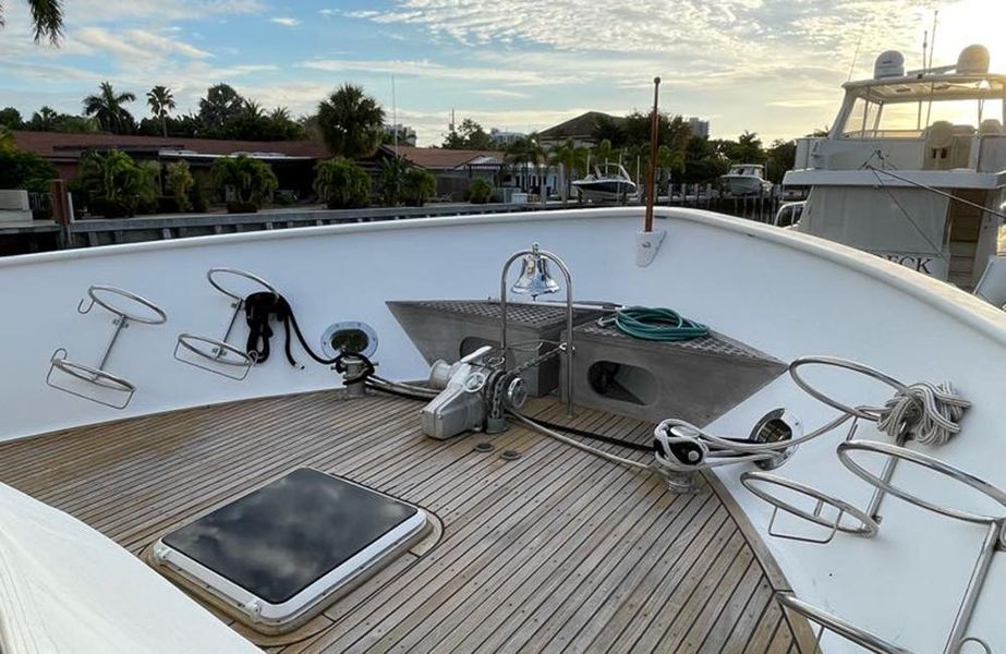 1988 Sea Ranger 65 Motor Yacht