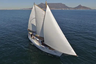Custom Boden Schooner
