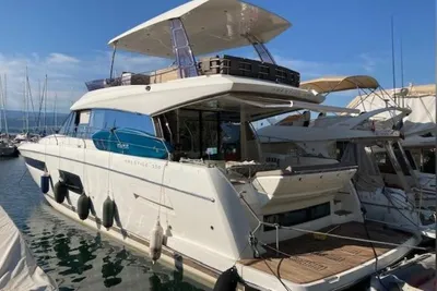 2016 Prestige 550 Fly
