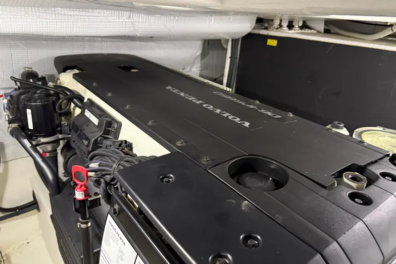 Bad Dog Yacht Photos Pics Engine room of 2021 Sabre 42 Fly Bridge with Volvo Penta engine.