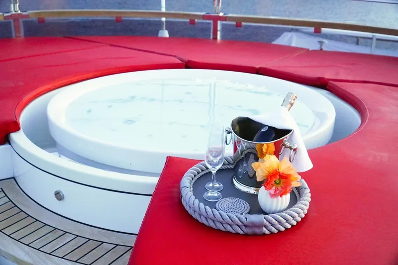 Euphoria II Yacht Photos Pics Luxurious jacuzzi on Mayra Yachts 50m, 2016 model, with champagne and flowers.