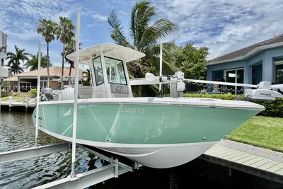 2025 Sailfish 232 CC