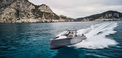 2024 Virtue V10 Top