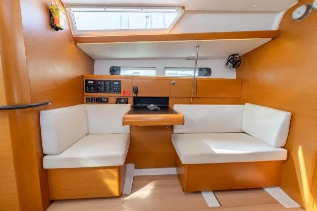 Sicily Yacht Photos Pics Sun Odyssey 449