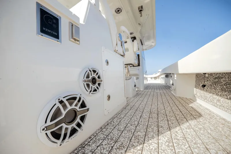 With Belz On Yacht Photos Pics 