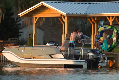 Bayliner Element XR7