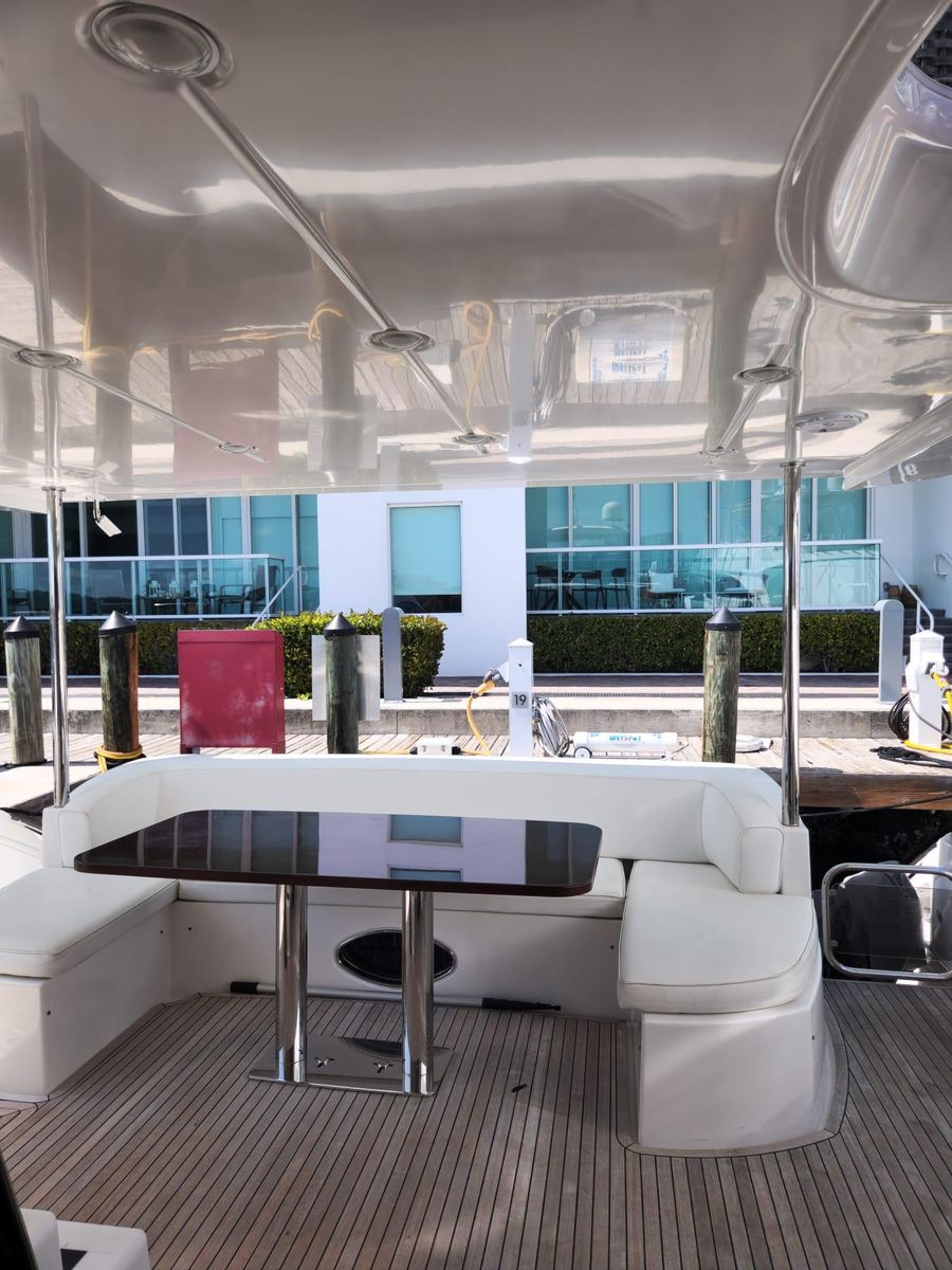 2014 Azimut 70 