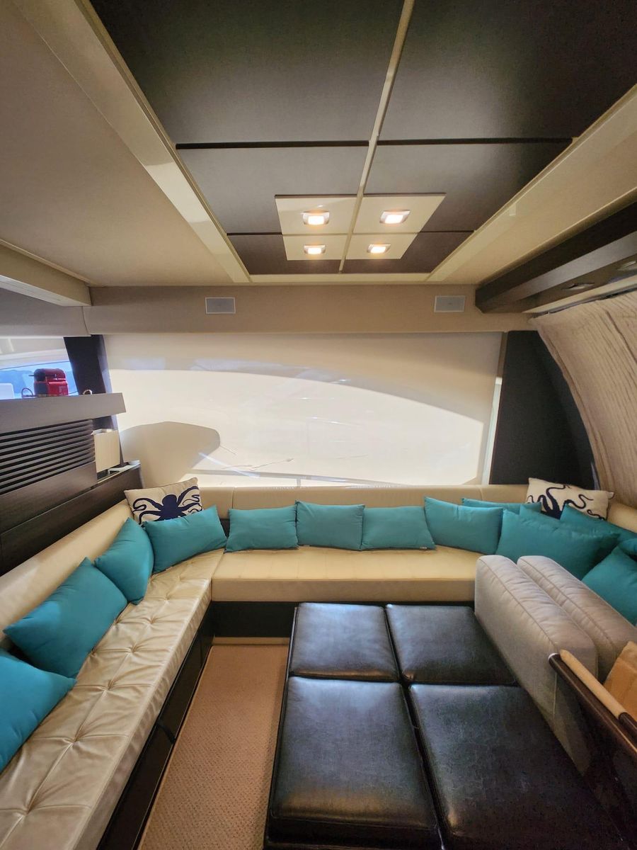 2014 Azimut 70 