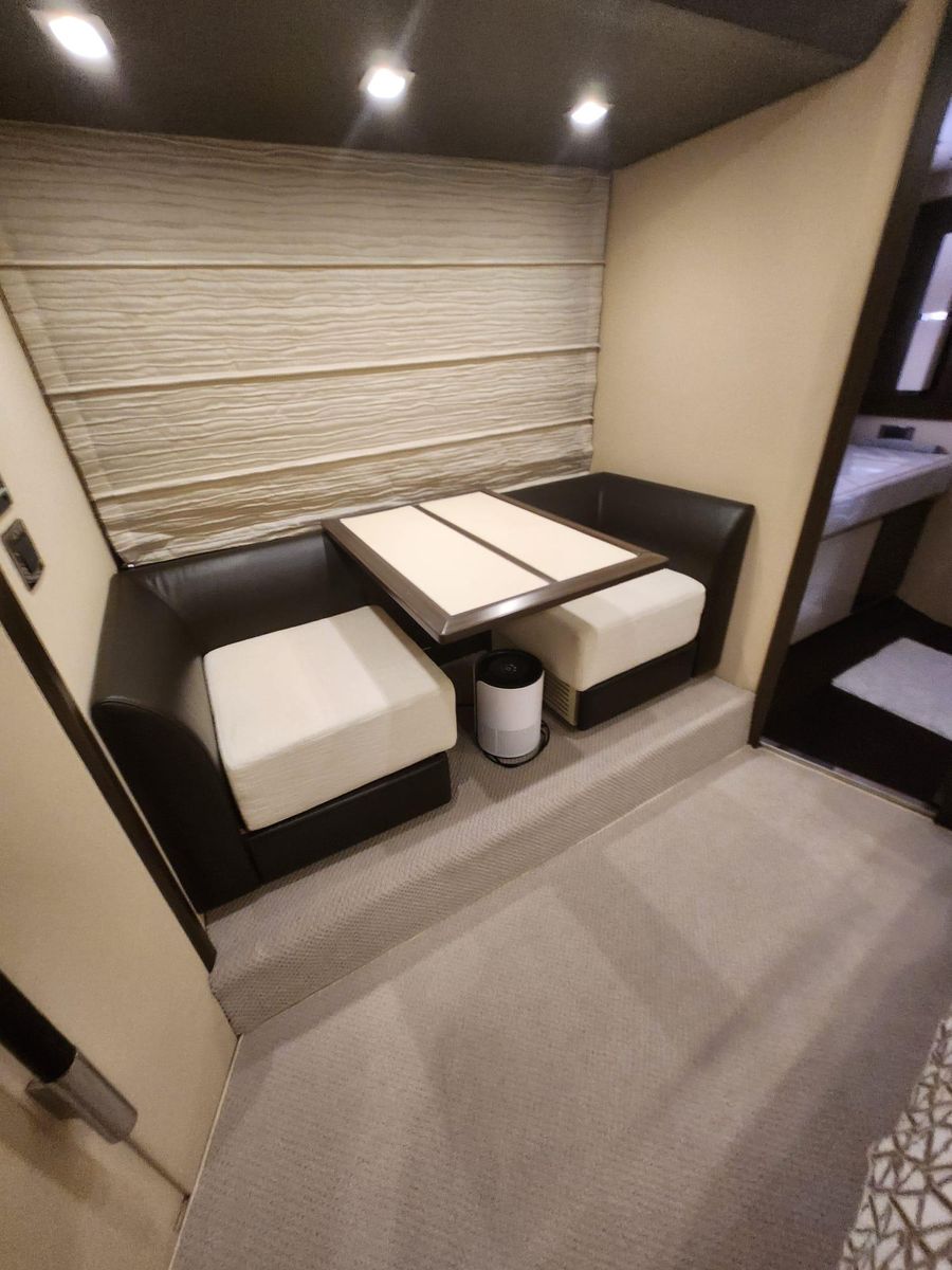 2014 Azimut 70 