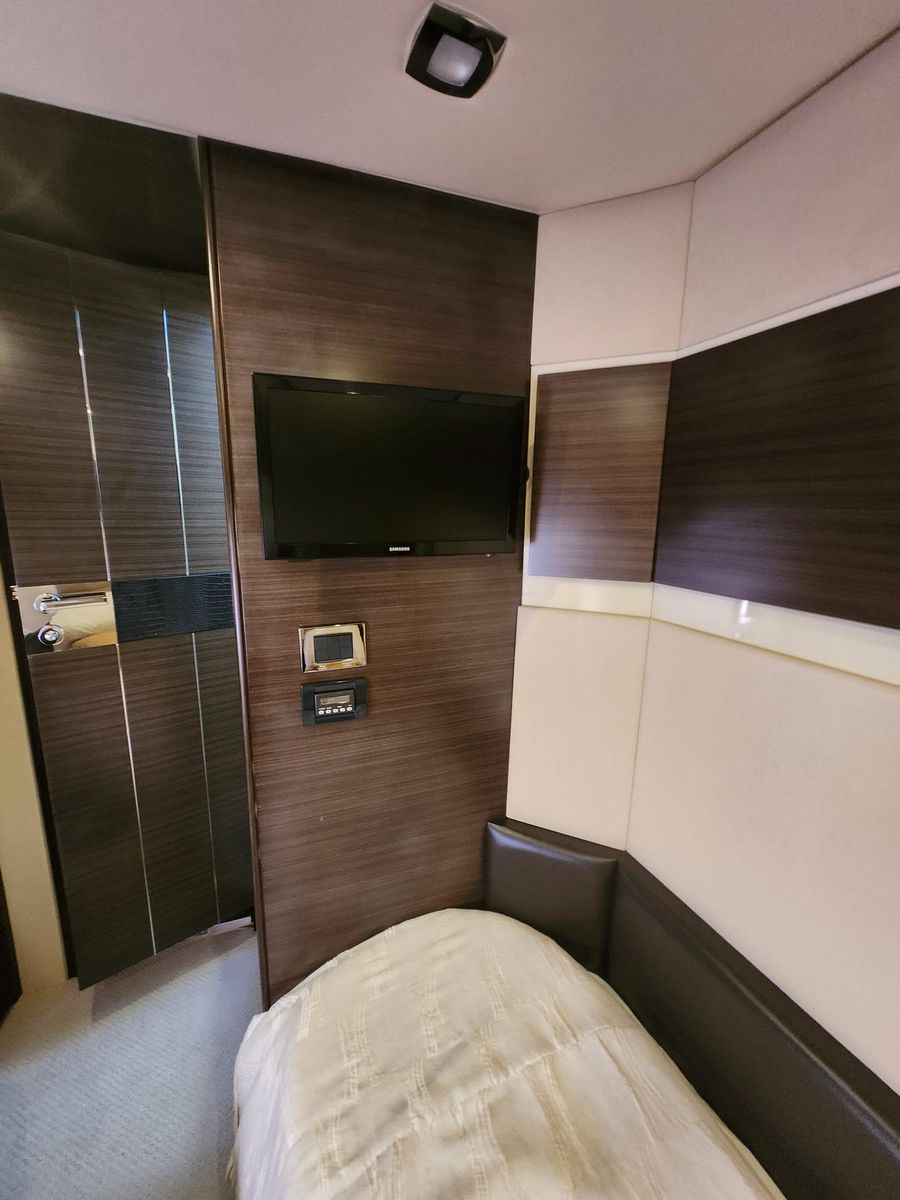 2014 Azimut 70 