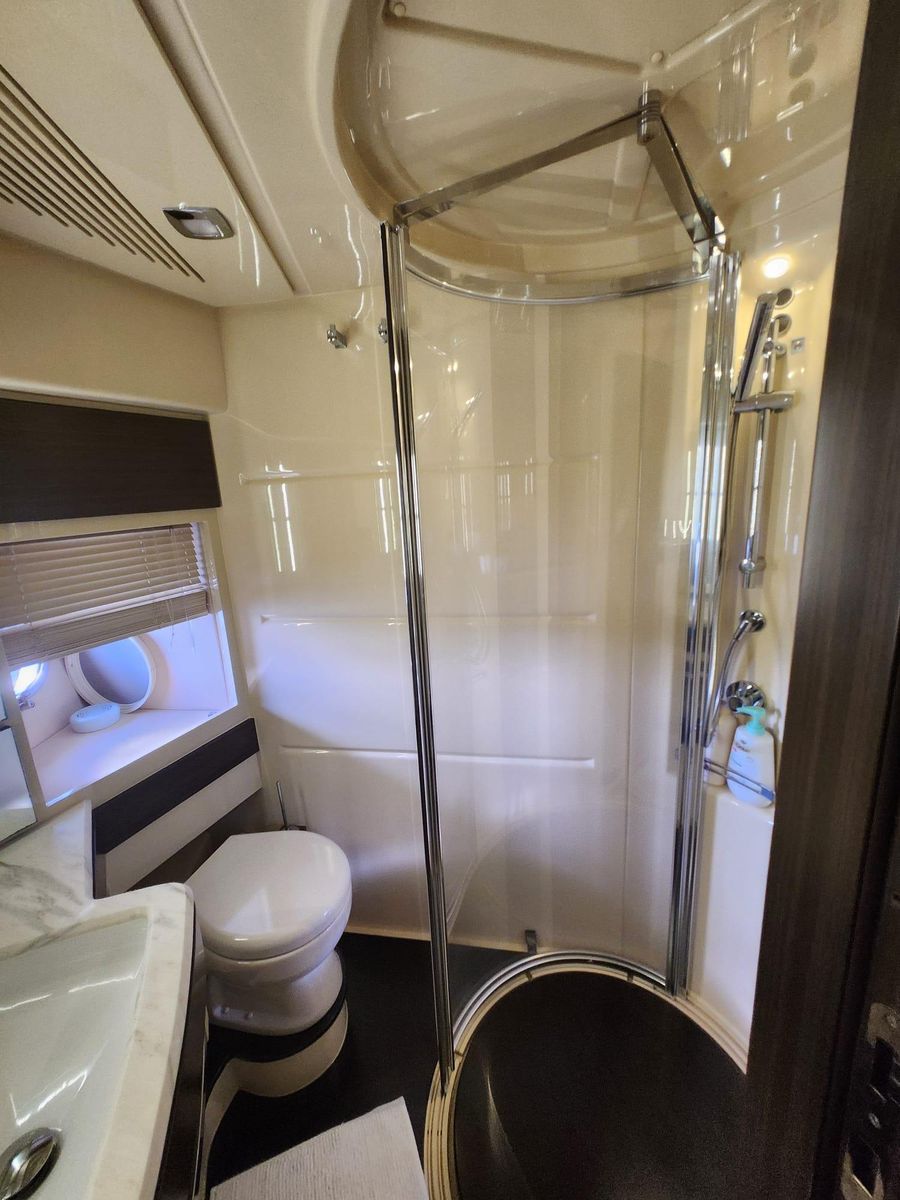 2014 Azimut 70 