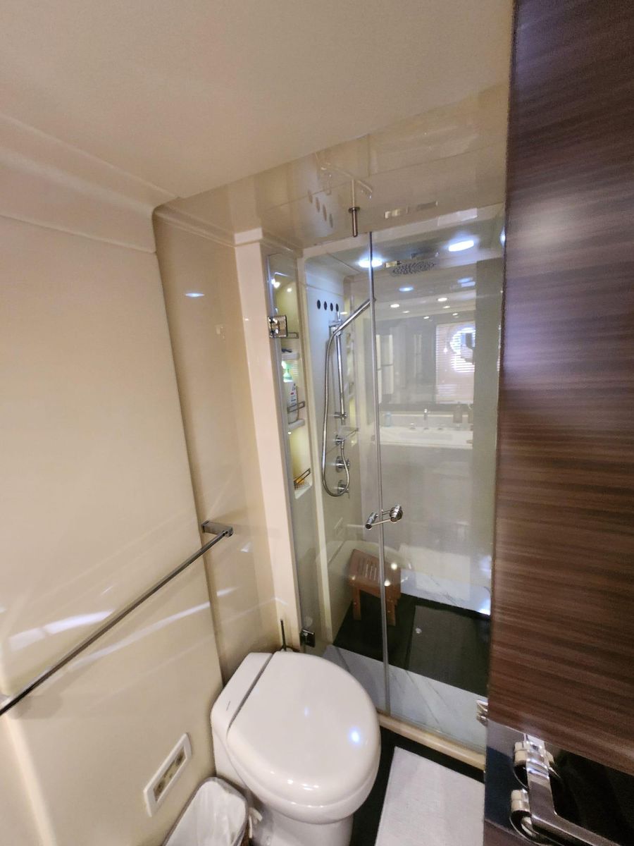 2014 Azimut 70 
