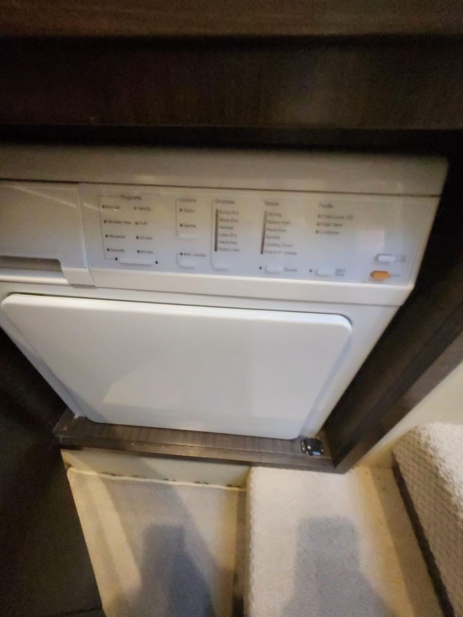 2014 Azimut 70 