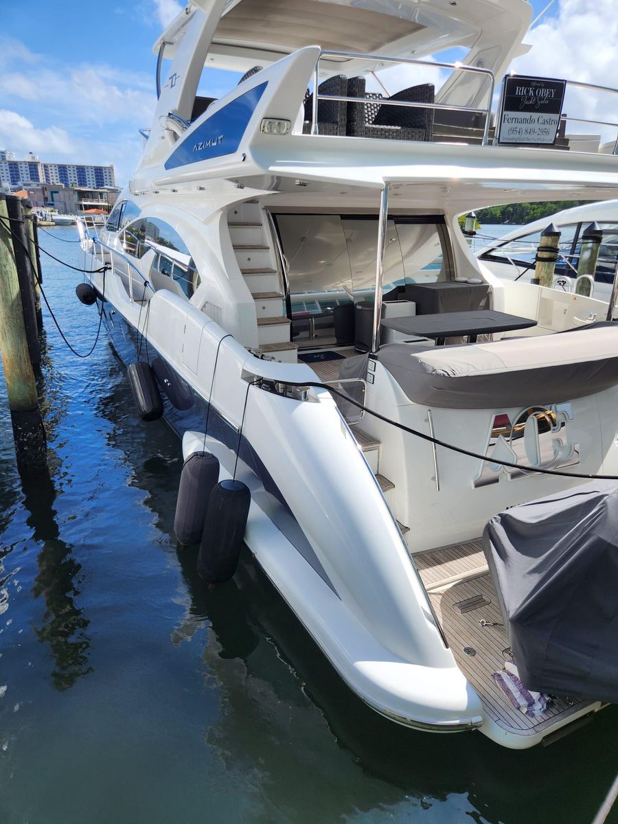 2014 Azimut 70 