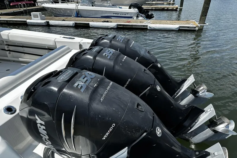 Nakama II Yacht Photos Pics 