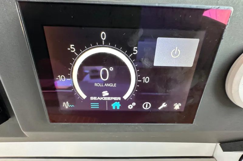 Bellisima Yacht Photos Pics Control panel display on 2019 Azimut Atlantis 51, showing Seakeeper roll angle at zero degrees.