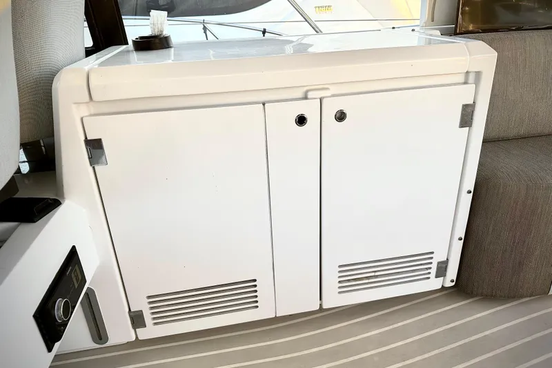 Bellisima Yacht Photos Pics 2019 Azimut Atlantis 51 yacht interior with white cabinet and modern design.