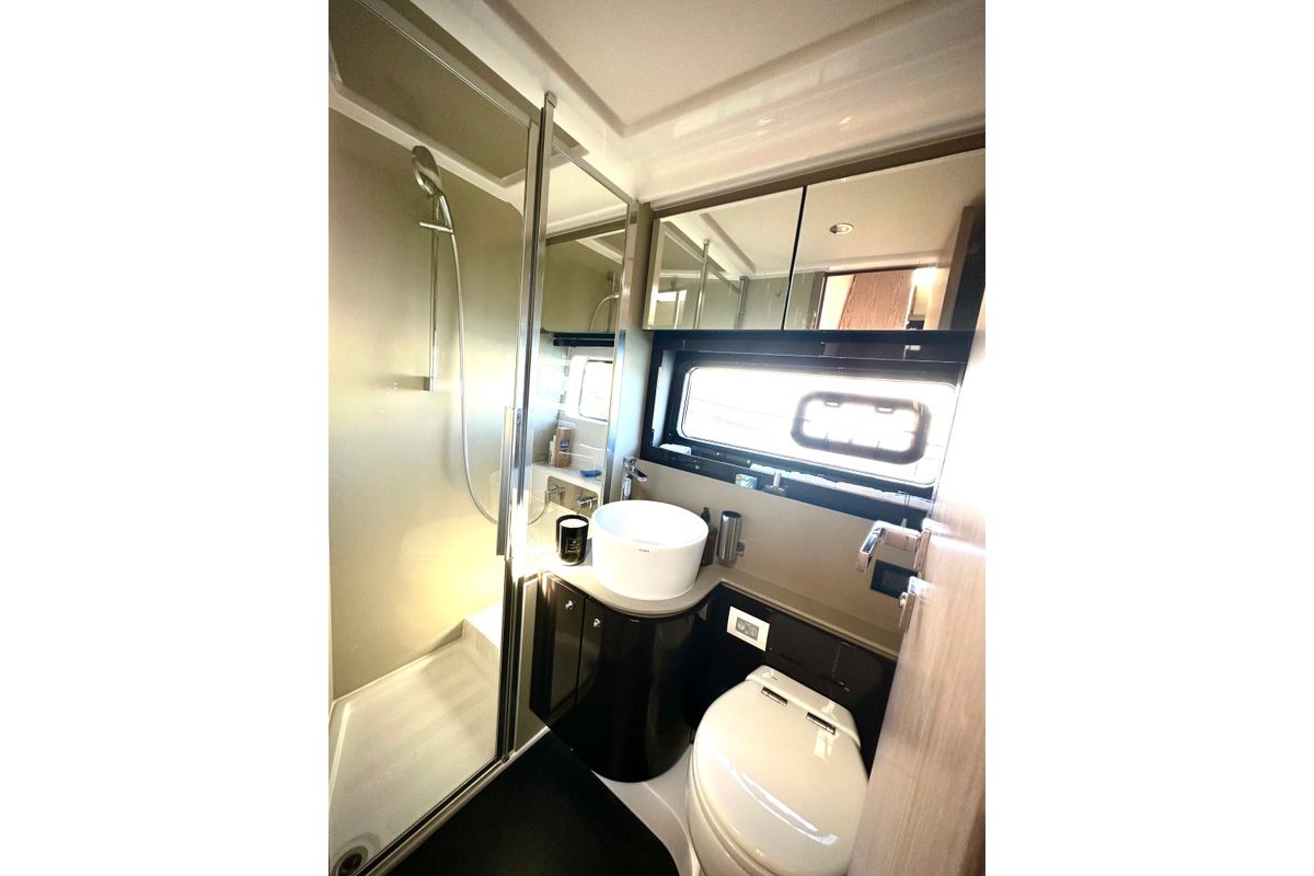 2019 Azimut 51 