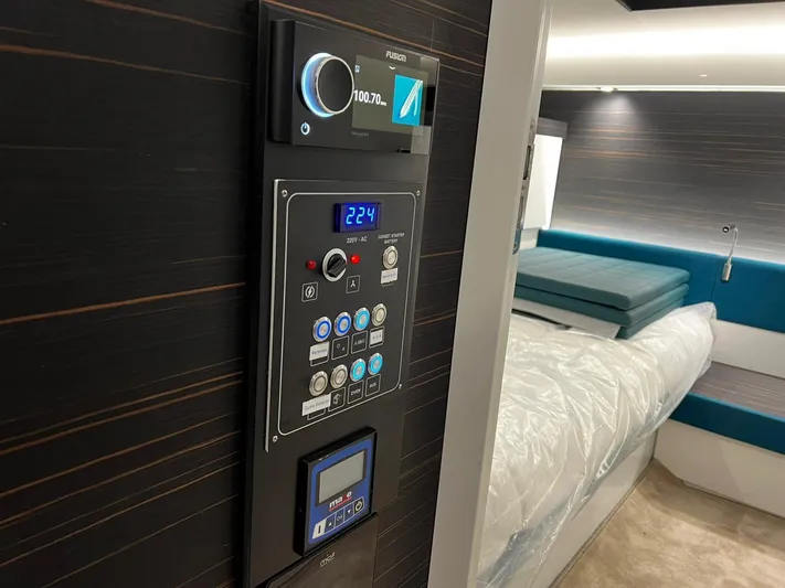 Fiart 39 Sw Yacht Photos Pics Control panel and cabin interior of 2024 Fiart 39 Seawalker yacht.