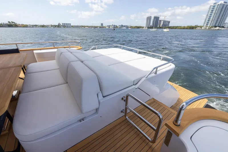 Sea Metri V Yacht Photos Pics Luxurious 2017 Amer 94 yacht with spacious sunbathing deck on calm waters.